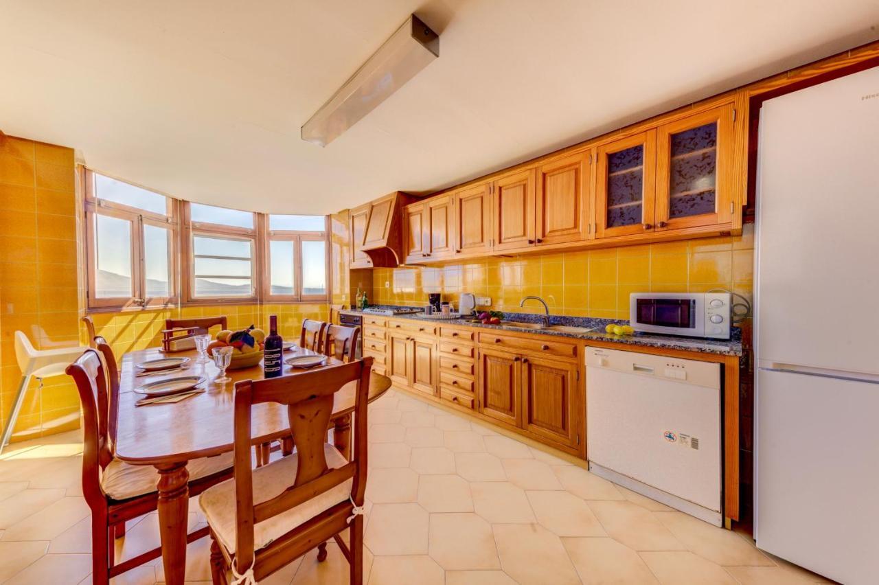 Beachfront Apartment Simar By Sealand Villas 포엔샤 항구 외부 사진