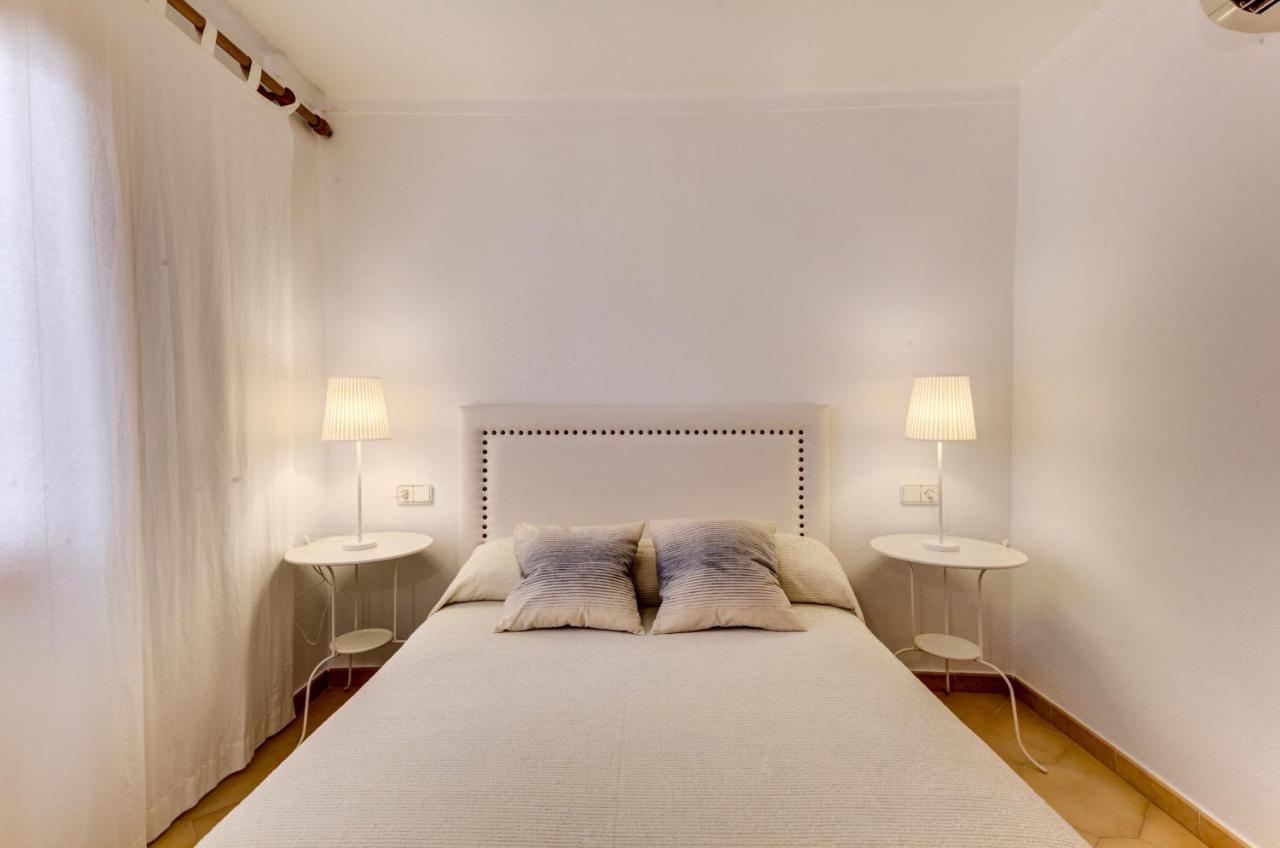 Beachfront Apartment Simar By Sealand Villas 포엔샤 항구 외부 사진